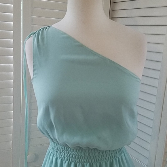 GIANNI BINI ONE SHOULDER SILK DRESS W/LAZER CUT DE - Picture 2 of 12